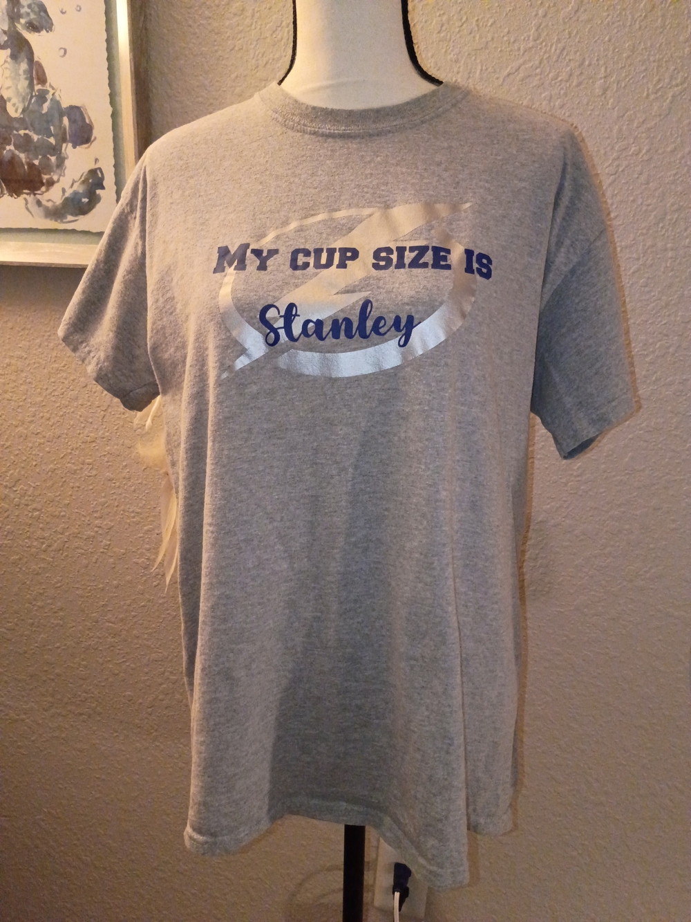 Women's Gray Graphic T-Shirt - 'My Cup Size Is Stanley'